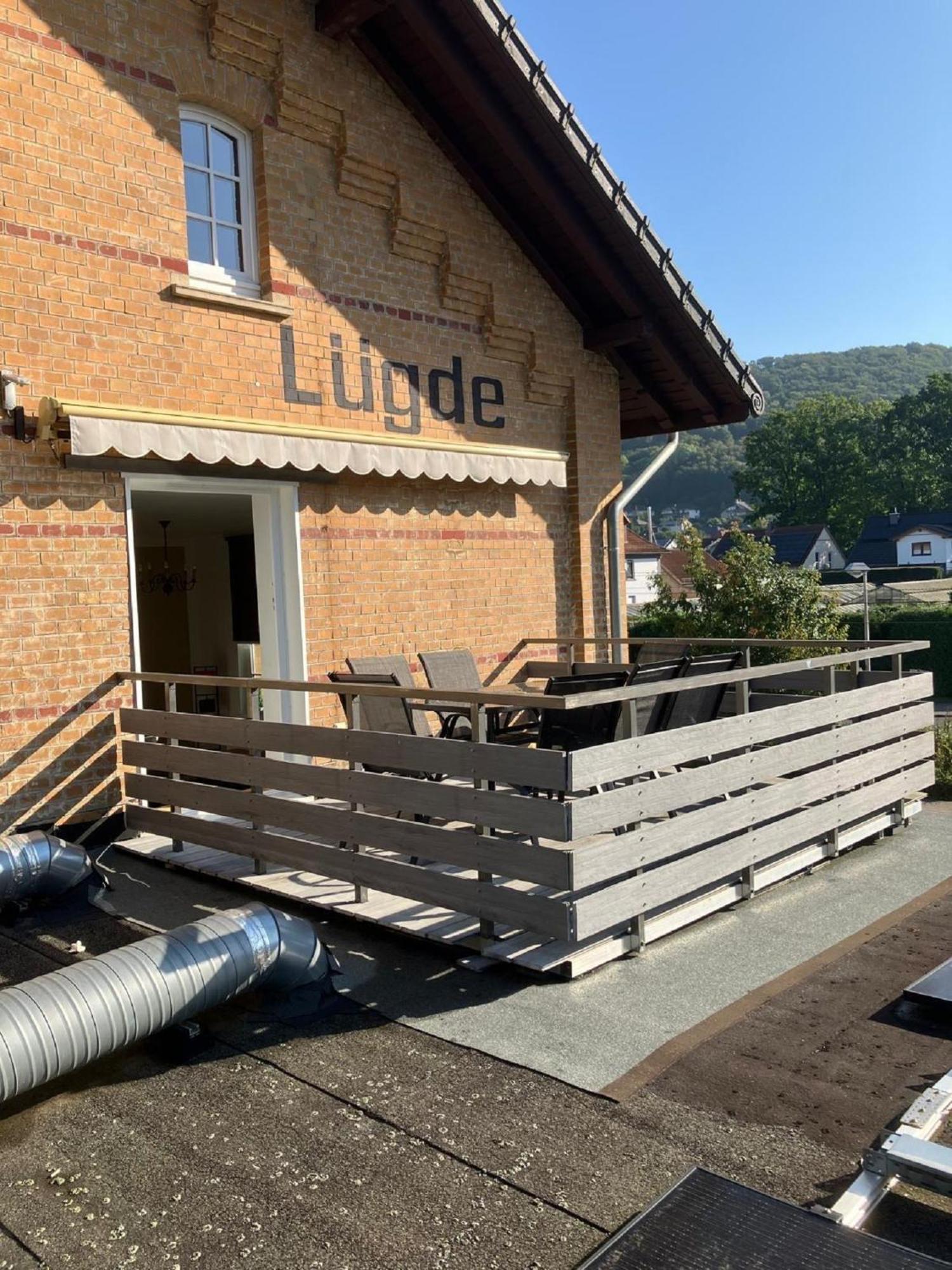 Ferienwohnung Im Bahnhof Luegde Bagian luar foto